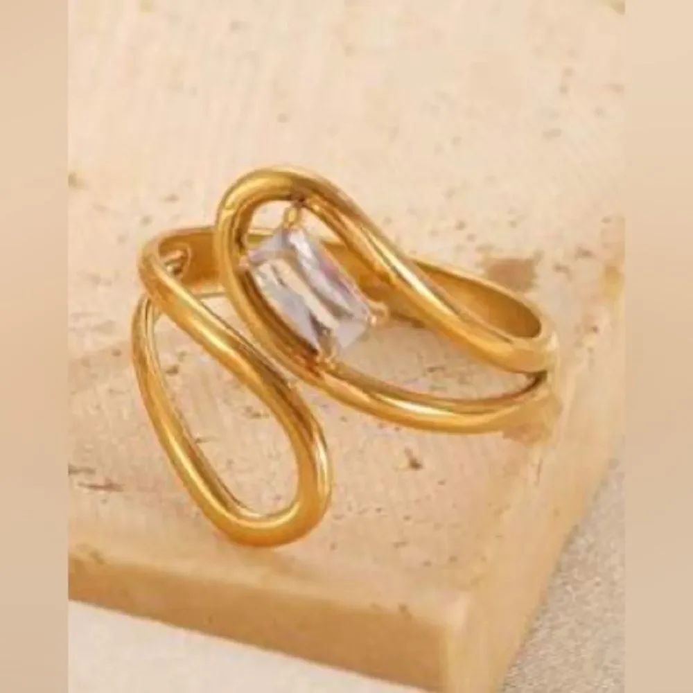 Diamond Ring Q506 - Picture 2 of 4